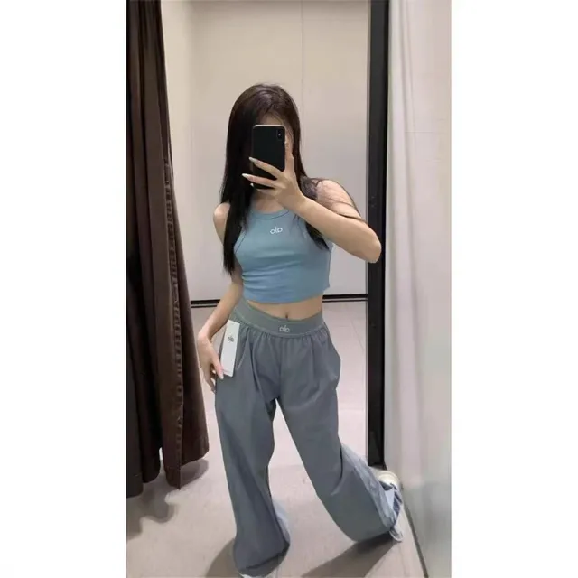 Alo Yoga Wide-Leg Joggers Relaxed Fit