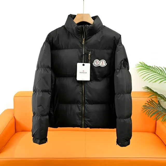 Moncler Puffer Jacket Classic Logo Patch