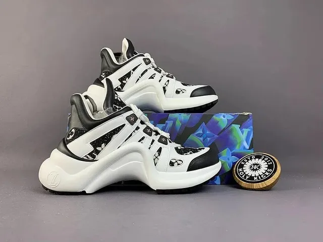 Louis Vuitton LV Trainer Monogram Print