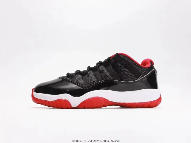 Air Jordan 11 Bred