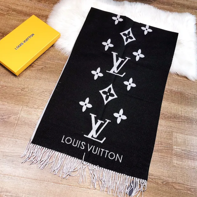 Louis Vuitton Scarf Monogram Print