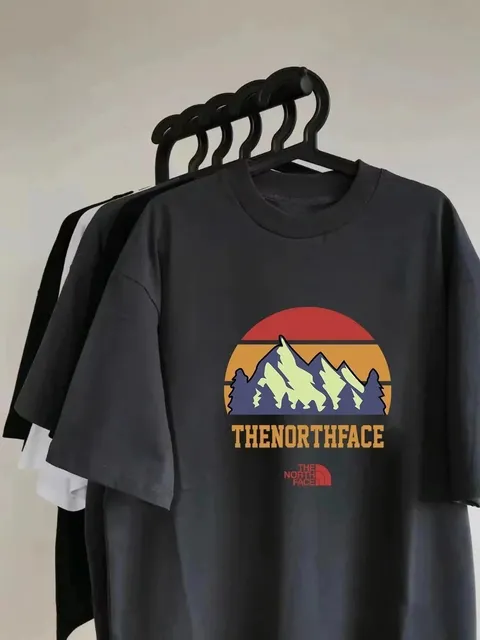 The North Face Graphic T-Shirt Mountain Sunset Print