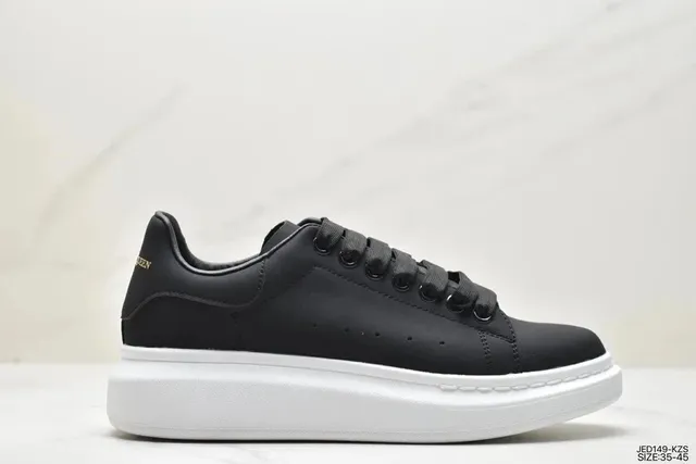 Alexander McQueen Sneaker Oversized Sole