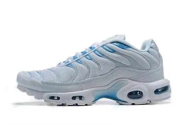 Nike Air Max Plus Ice Blue