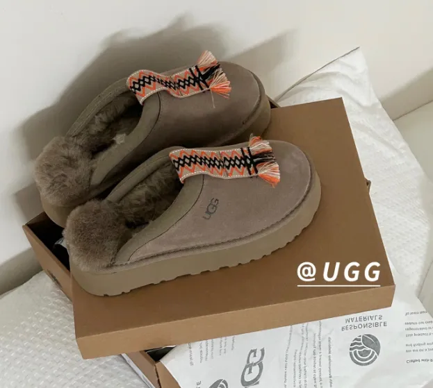 UGG Slide Mule Tribal Tassel