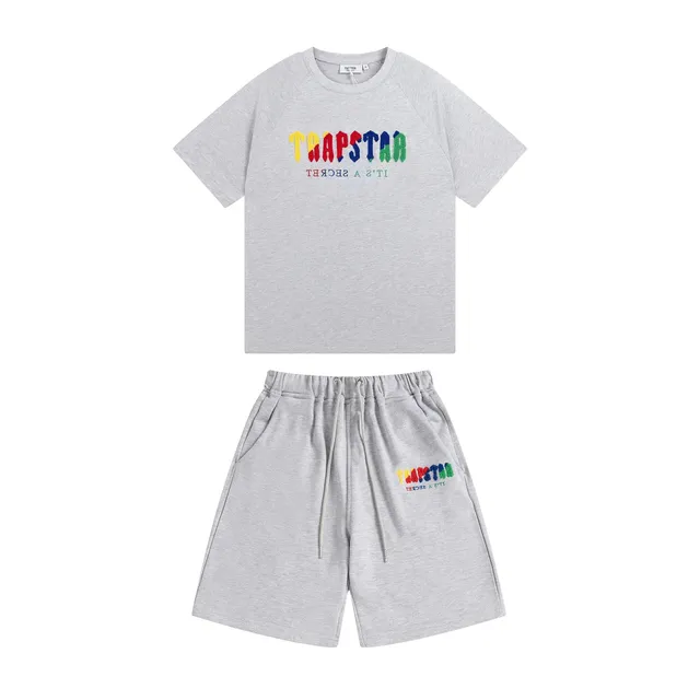 Trapstar Logo Set Rainbow Logo