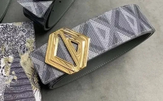 灰色（金扣）