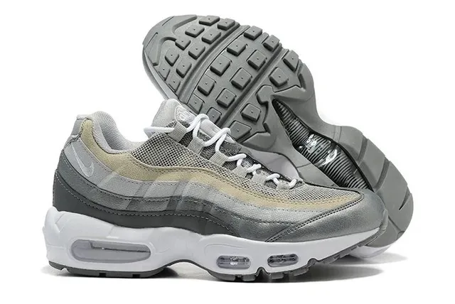 Nike Air Max 95 Greyscale