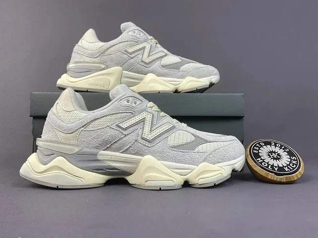 New Balance 2002R Grey Cream