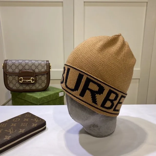 Burberry Knit Beanie Logo Band