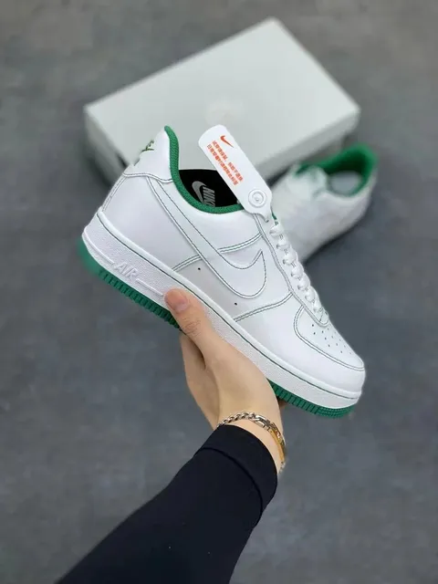 Nike Air Force 1 Low