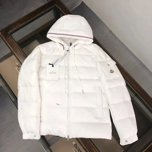 Moncler Hooded Puffer Jacket Classic Quilted