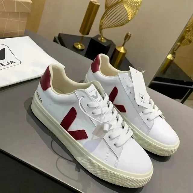 Veja V-10 White Burgundy