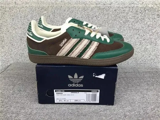 Dc Sneakers Shop