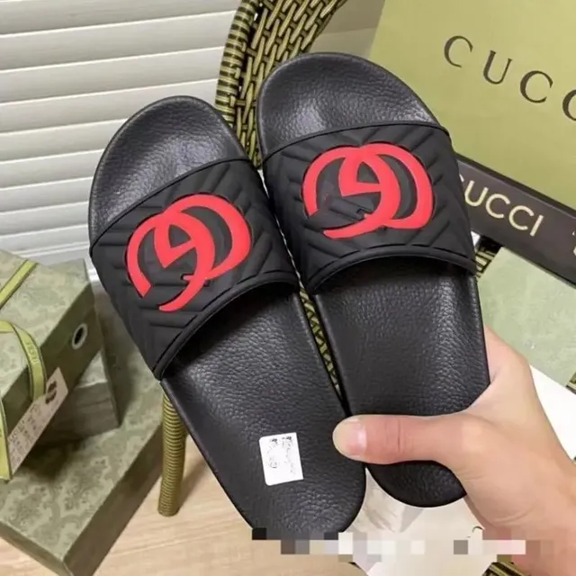 Gucci Slide Sandal GG Logo