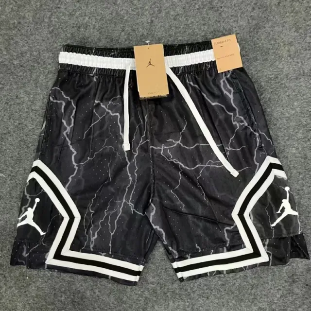 N032 Lightning Grey