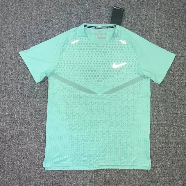 Nike Tech Fleece T-Shirt Mint Green