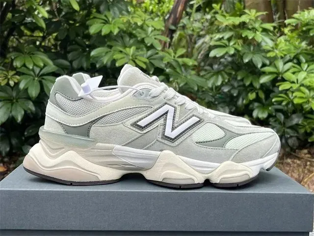 New Balance 2002R Grey White