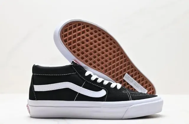 Vans Sk8-Mid Black White