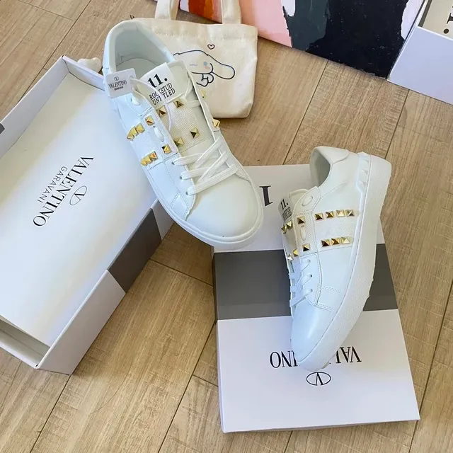 Valentino Rockstud Un-Tied White with Gold Studs