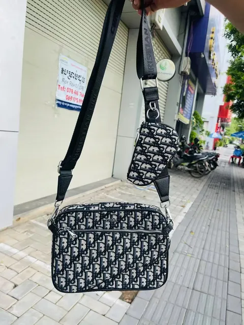 Dior B22 Camera Bag Oblique Print