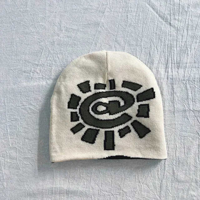 卷白色冷帽
