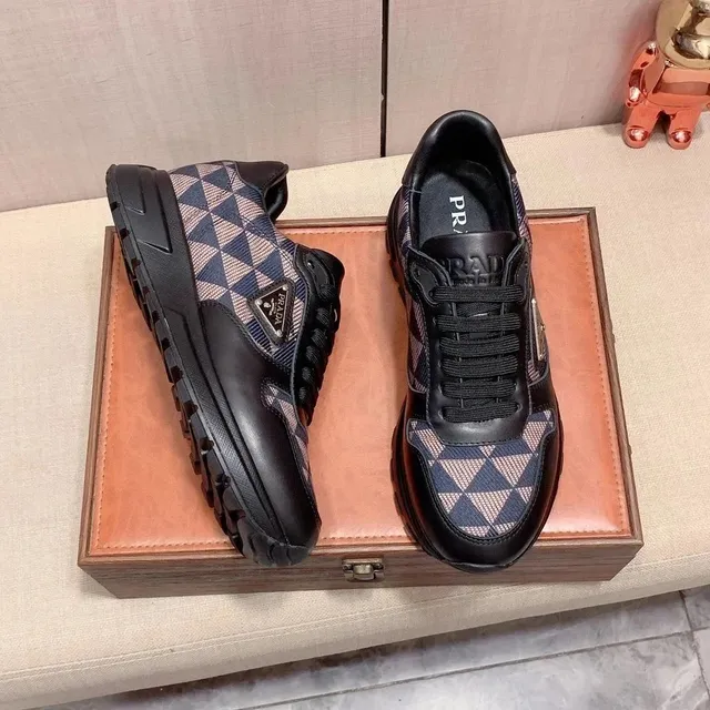 Prada Linea Rossa Sneaker Triangle Mesh
