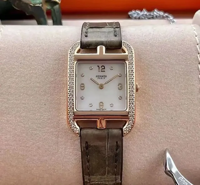 Hermès Constance Diamond Bezel