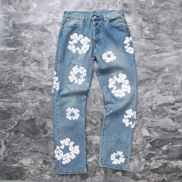 Levi's 501 Jeans