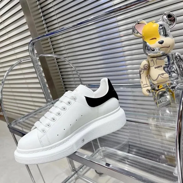 Alexander McQueen Oversized Sneaker White with Black Heel Tab