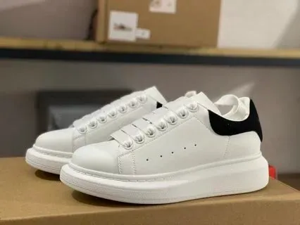 Alexander McQueen Oversized Sneaker White Black