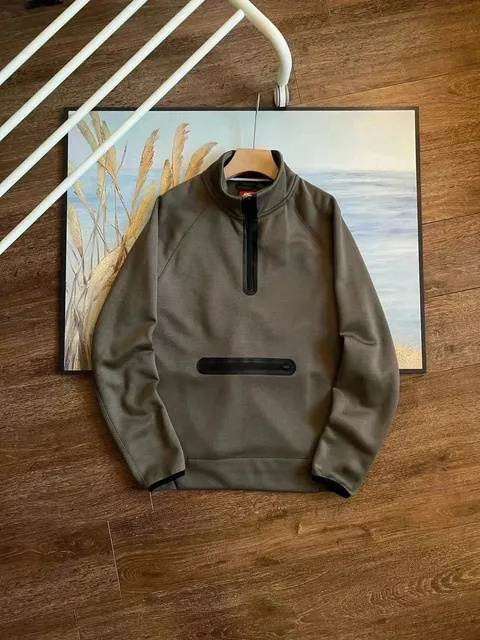 Nike Tech Fleece Half-Zip