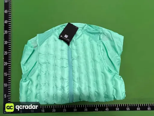 羽绒马甲绿色