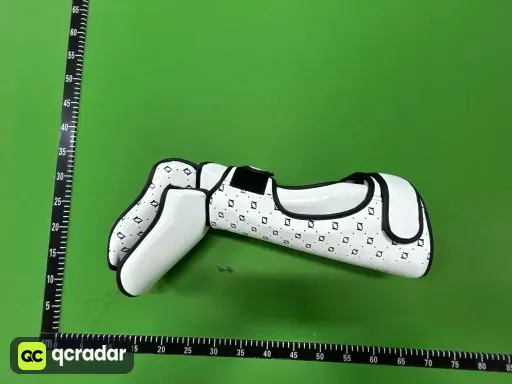 白色