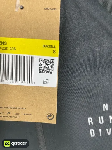 条纹黑色外套
