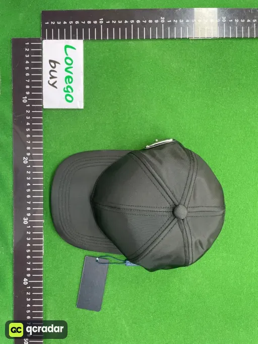 1 side mark black