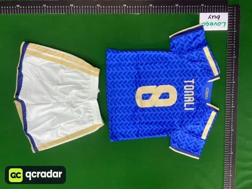 27 italy home no. 8