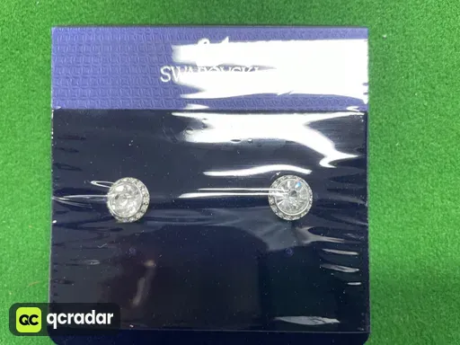 白水晶罗马白金耳钉
