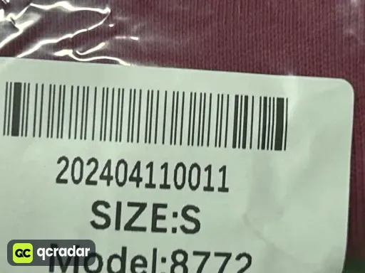 8772
