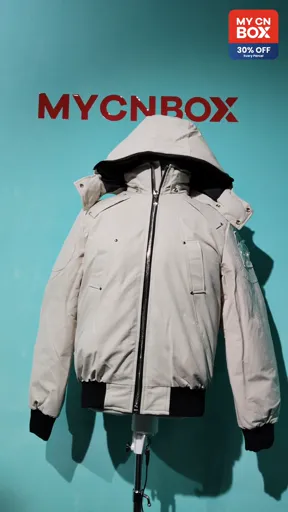 Off-white whitefur