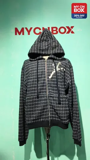 9229 plaid sweatshirt