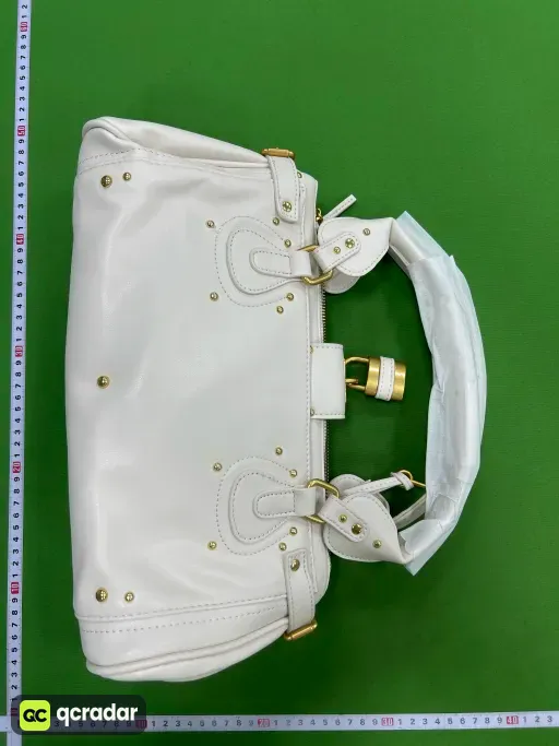 白色