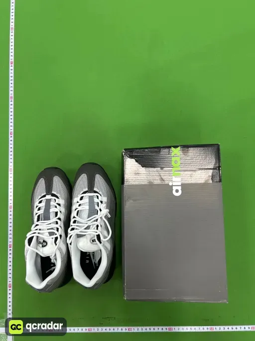 max13
