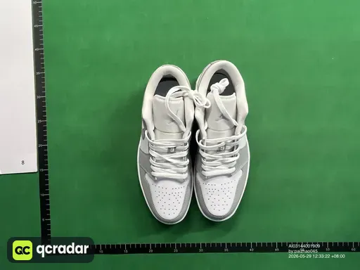 AJ1-灰白
