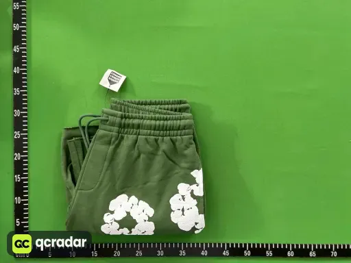 绿色