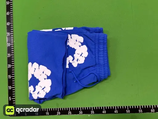 蓝色