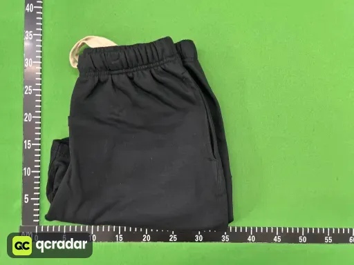 561黑色短裤