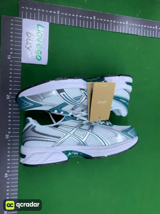 White green