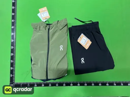 泰加林绿配黑