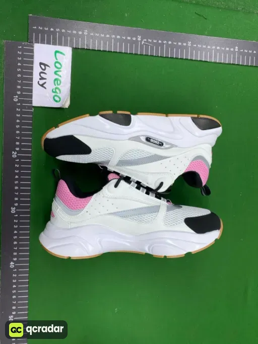 B22 pink original box